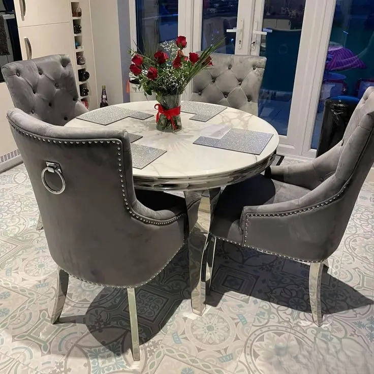 Louis Round Table
